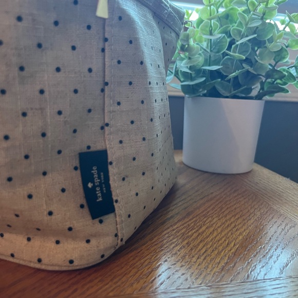 Kate Spade Out To Lunch Lunchbox - Picture 3 of 4